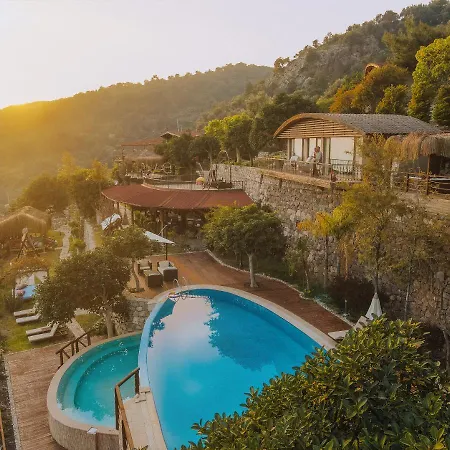 Ξενοδοχείο Lissiya Faralya