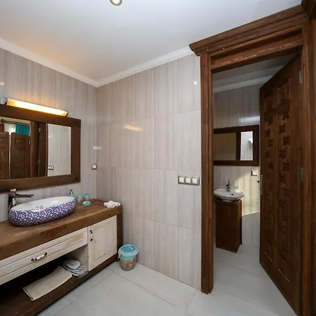 Lissiya 4*
