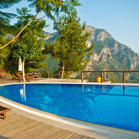 Lissiya Hotel 4*